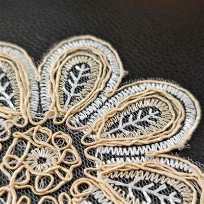 Plátanos de encaje bordados de oro de lujo - decoración de la mesa de comedor vintage ecológica